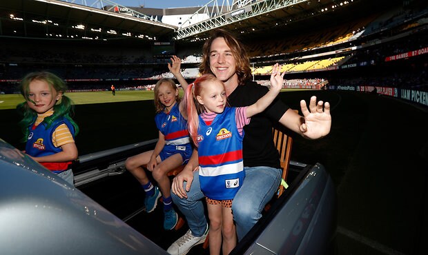 AFL 2019 Round 03 - Western Bulldogs v Gold Coast